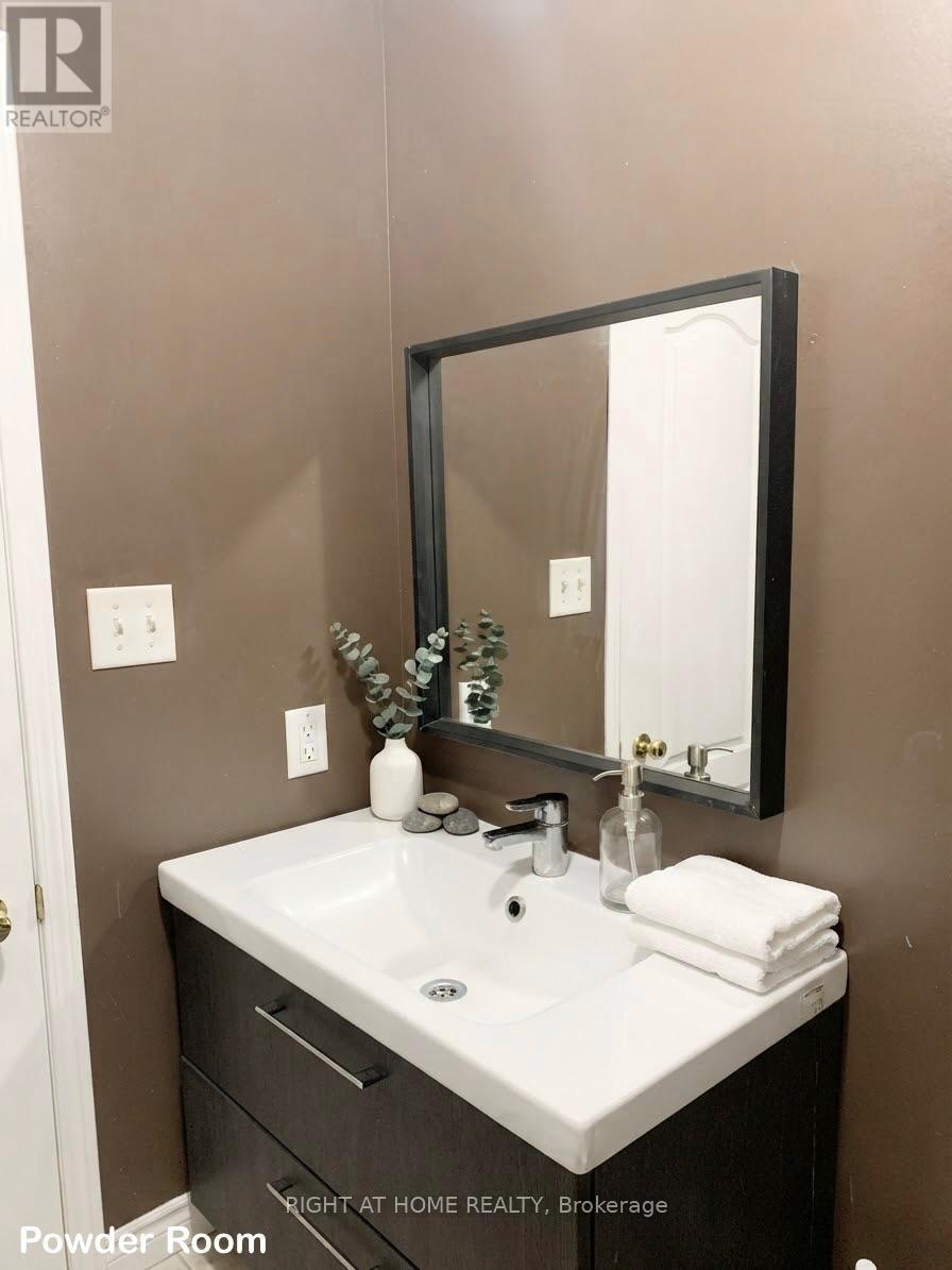 34 - 2665 Thomas Street, Mississauga, Ontario  L5M 6G4 - Photo 11 - W13722376