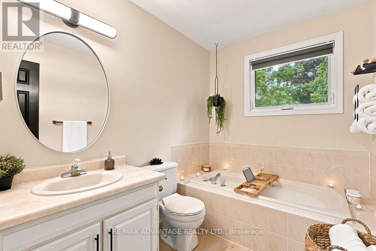 9 - 2 Cadeau Terrace, London South, Ontario  N6K 4G1 - Photo 37 - X13749128