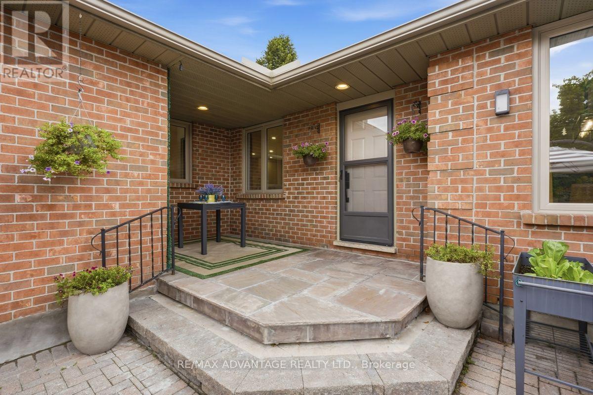 9 - 2 Cadeau Terrace, London South, Ontario  N6K 4G1 - Photo 6 - X13749128