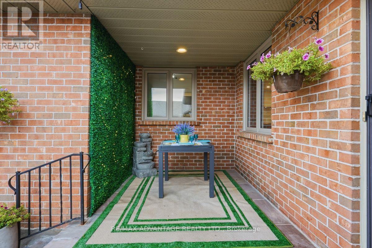 9 - 2 Cadeau Terrace, London South, Ontario  N6K 4G1 - Photo 7 - X13749128