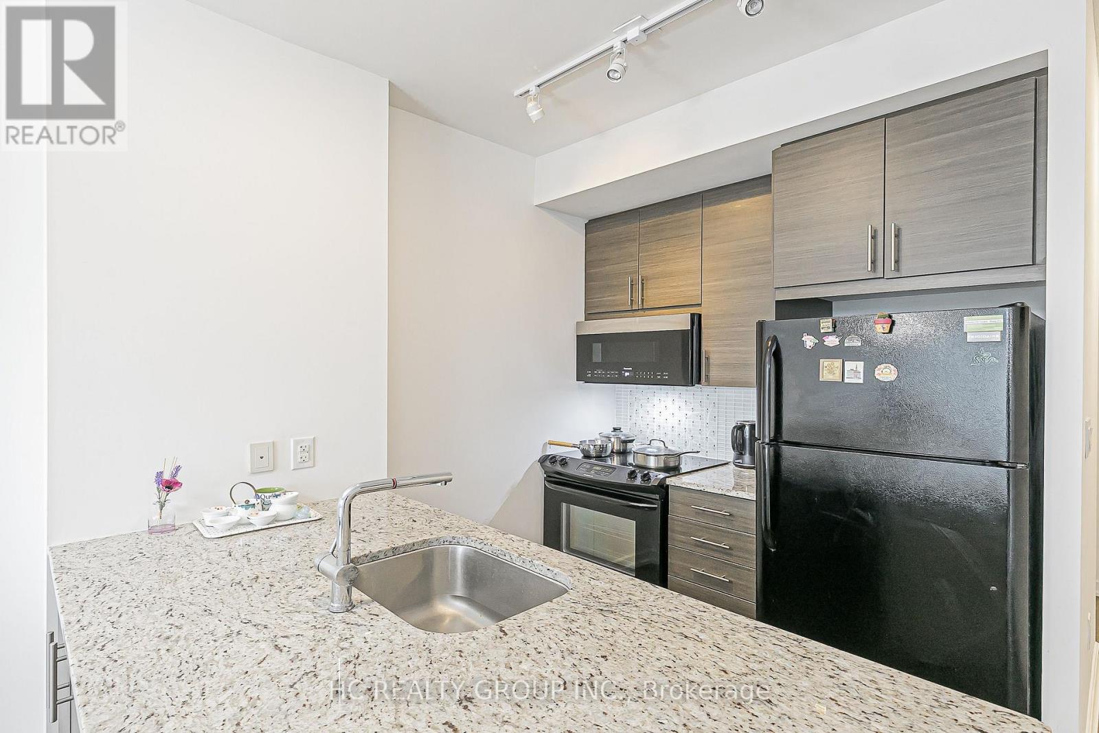 1803 - 70 Forest Manor Road, Toronto, Ontario  M2J 0A9 - Photo 17 - C13749126