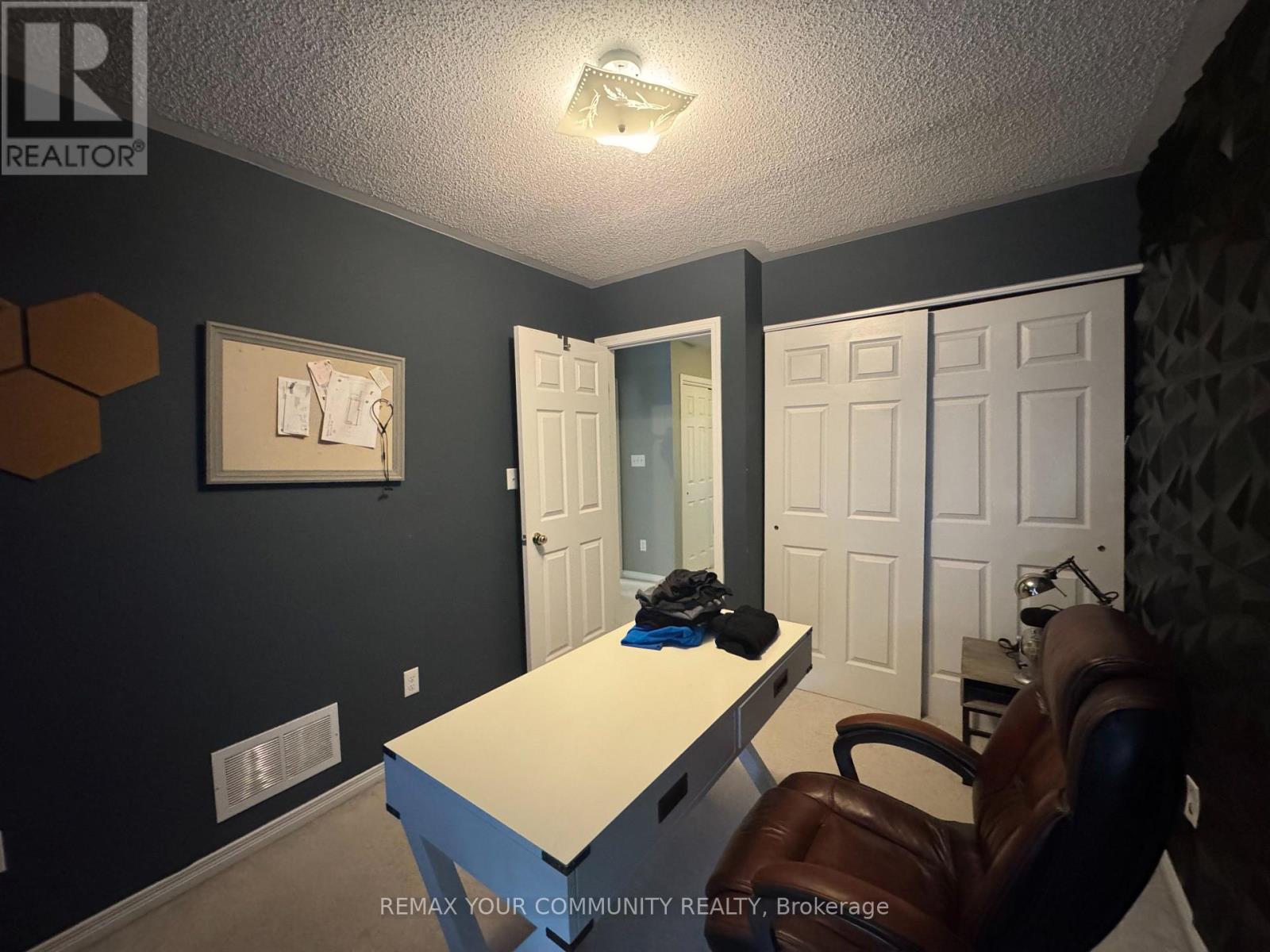 59 - Upper - 175 Stanley Street, Barrie, Ontario  L4M 0G2 - Photo 16 - S13749158
