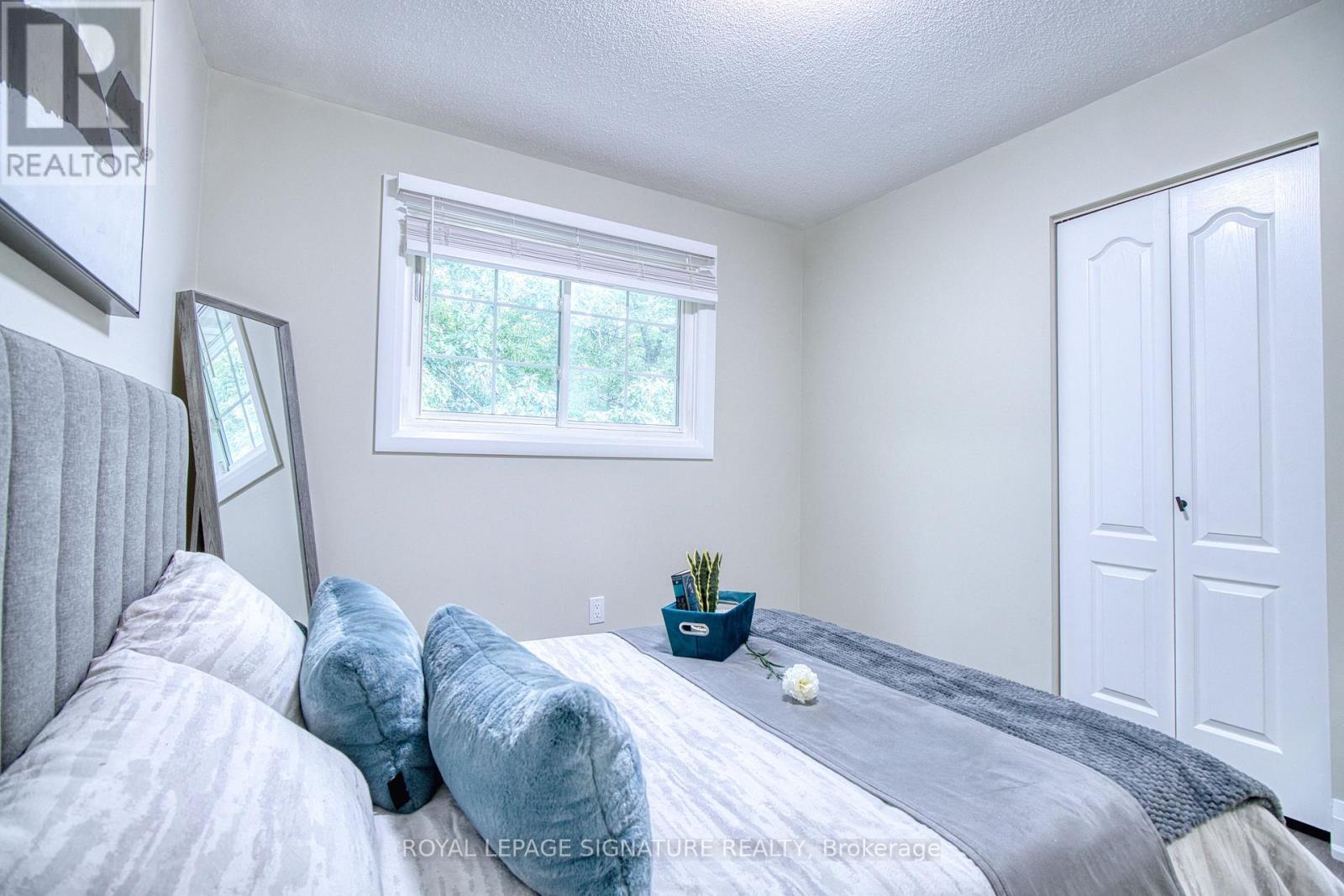 1414 Harmsworth Square, Oakville, Ontario  L6H 3E7 - Photo 30 - W13749162