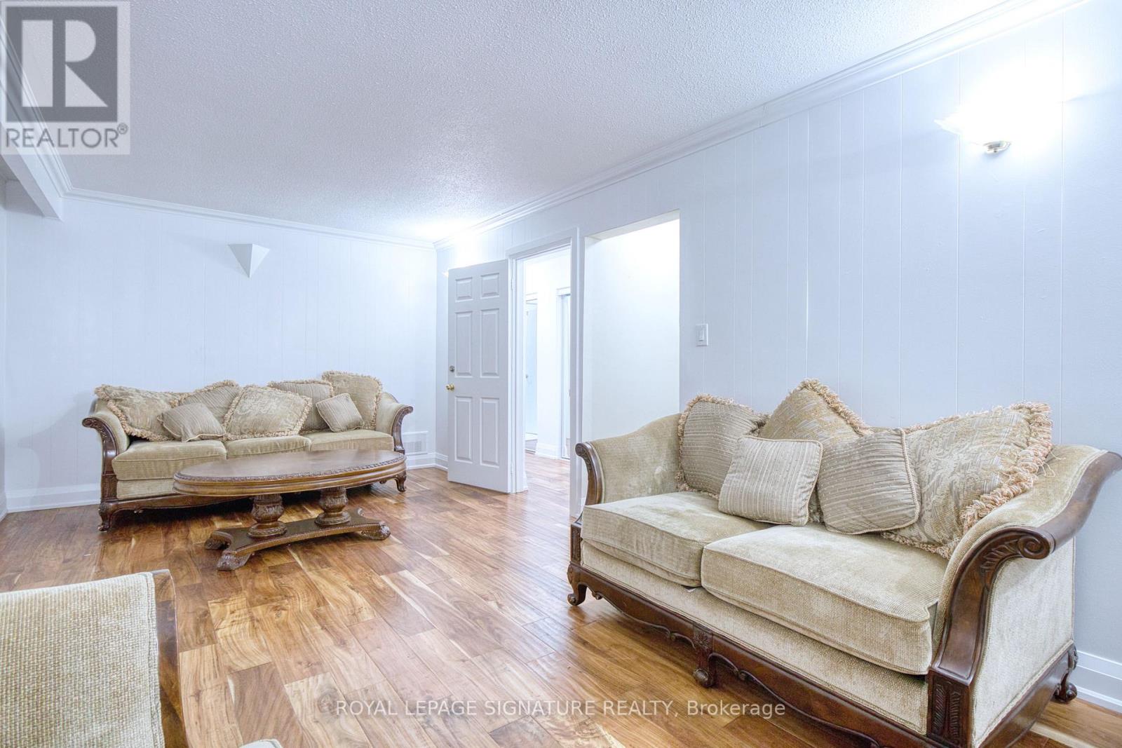1414 Harmsworth Square, Oakville, Ontario  L6H 3E7 - Photo 36 - W13749162