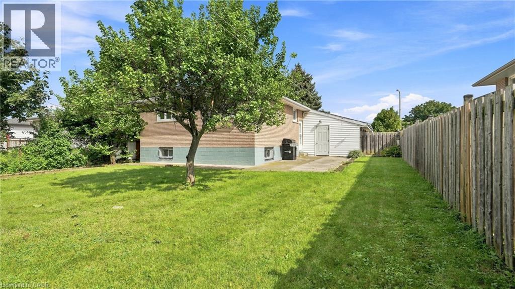 18 Glen Castle Drive, Stoney Creek, Ontario  L8G 2Z4 - Photo 40 - 40859610
