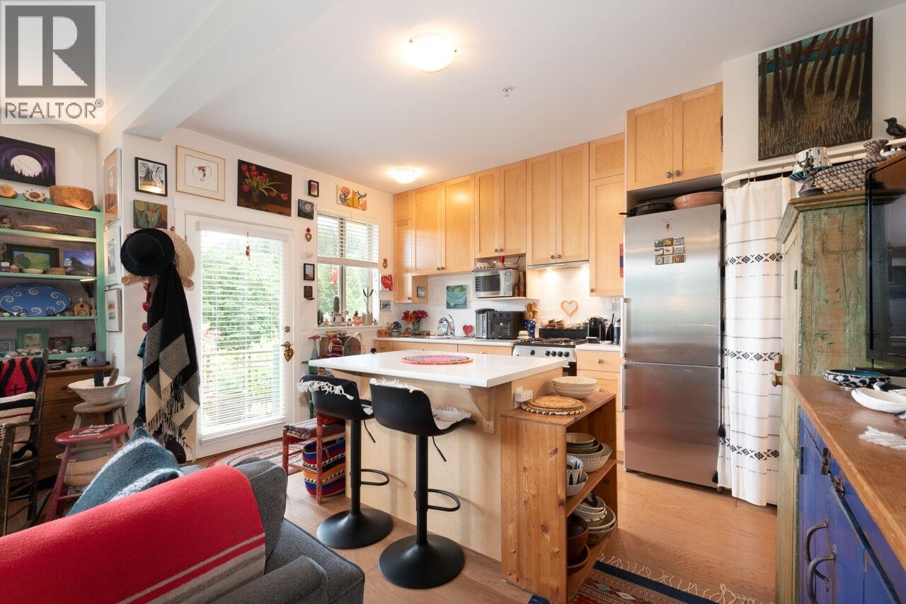 207 726a Belterra Road, Bowen Island, British Columbia  V0N 1G2 - Photo 3 - R3135642