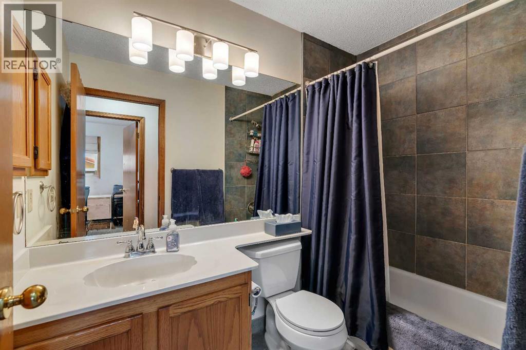 139 Shawnessy Drive SW, Calgary, Alberta  T2Y 1C7 - Photo 31 - A2342206