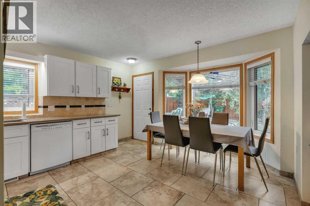 139 Shawnessy Drive SW, Calgary, Alberta  T2Y 1C7 - Photo 11 - A2342206