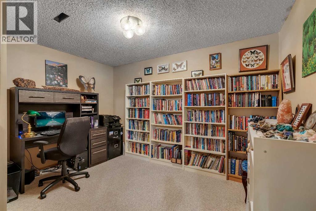 139 Shawnessy Drive SW, Calgary, Alberta  T2Y 1C7 - Photo 29 - A2342206