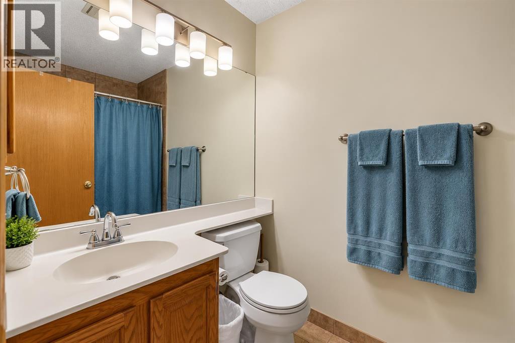 139 Shawnessy Drive SW, Calgary, Alberta  T2Y 1C7 - Photo 37 - A2342206