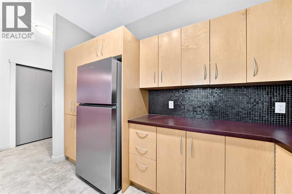 306, 69 Springborough Court SW, Calgary, Alberta  T3H 5V5 - Photo 6 - A2342998