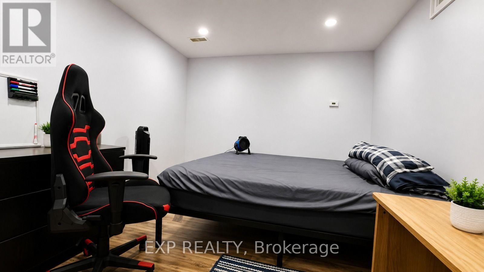 175 Henhoeffer Crescent, Kitchener, Ontario  N2E 4H1 - Photo 25 - X13749102