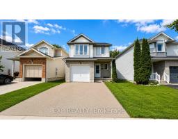 175 HENHOEFFER CRESCENT, Kitchener, Ontario