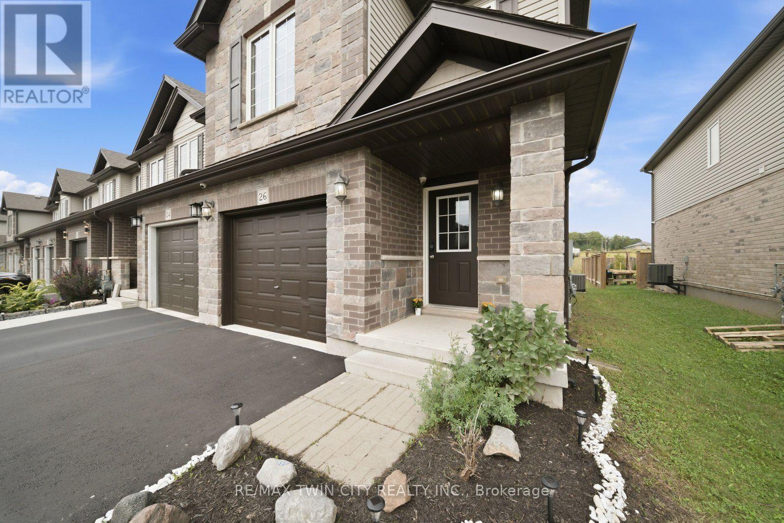 26 Newstead Road, Brant, Ontario  N3L 0G3 - Photo 4 - X13749108