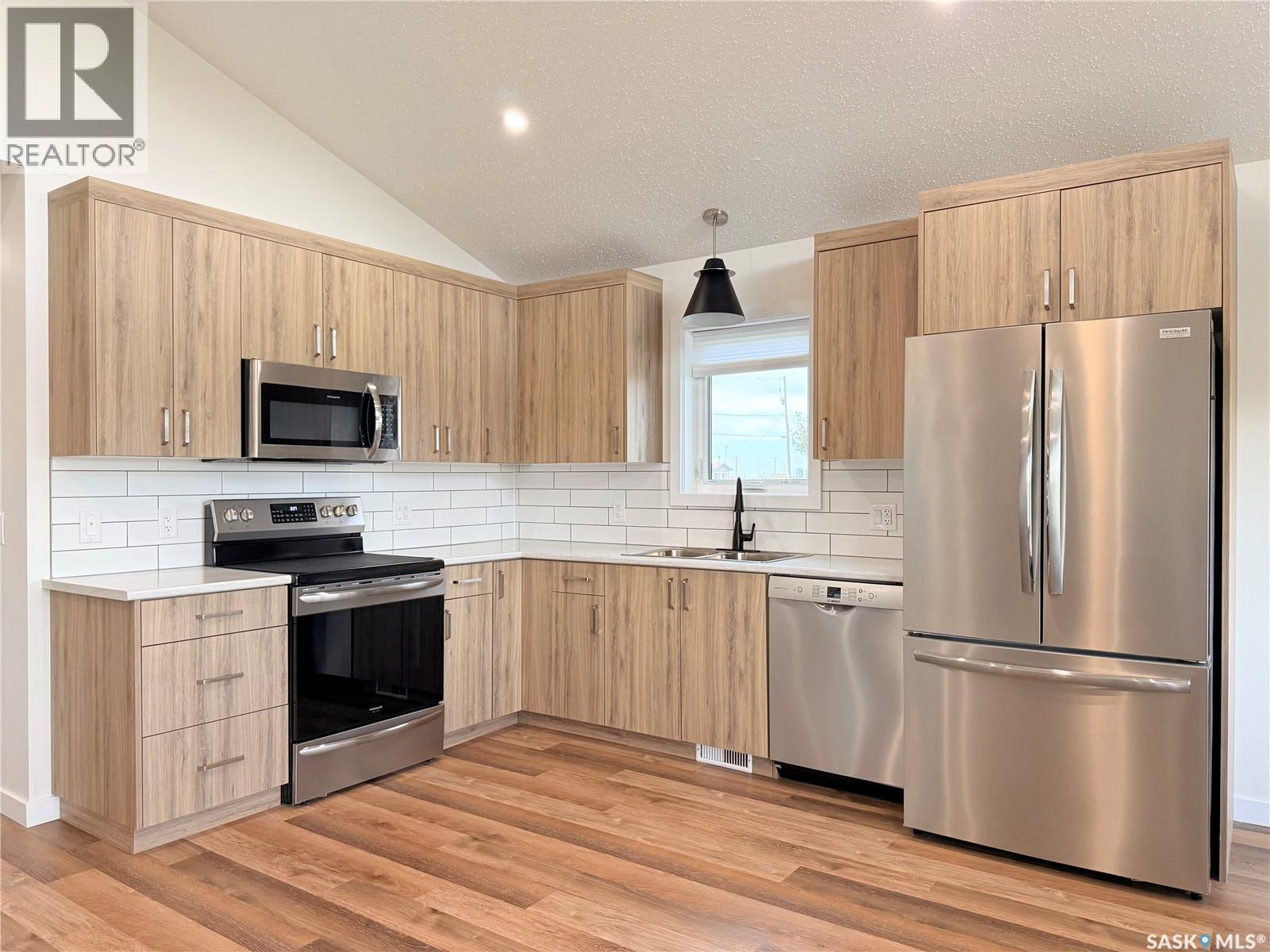337 Railway Avenue, Broderick, Saskatchewan  S0H 0L0 - Photo 20 - SK047650