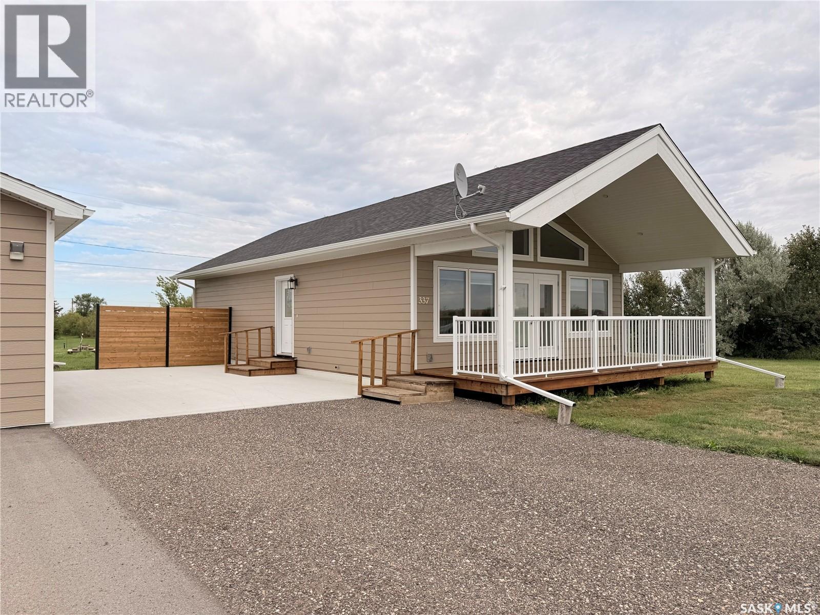 337 Railway Avenue, Broderick, Saskatchewan  S0H 0L0 - Photo 3 - SK047650