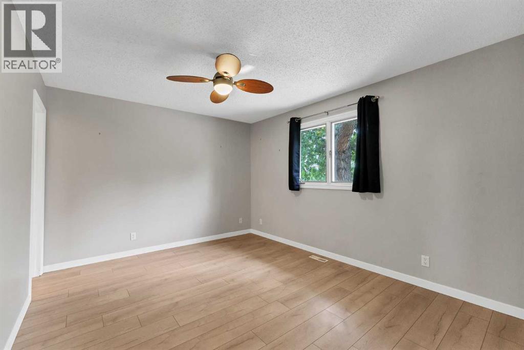 642 Lakewood Road E, Brooks, Alberta  T1R 0L2 - Photo 13 - A2342762