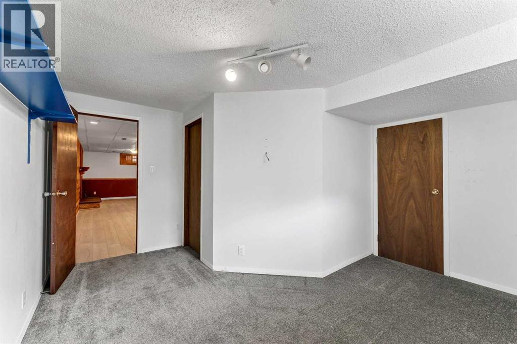 642 Lakewood Road E, Brooks, Alberta  T1R 0L2 - Photo 27 - A2342762