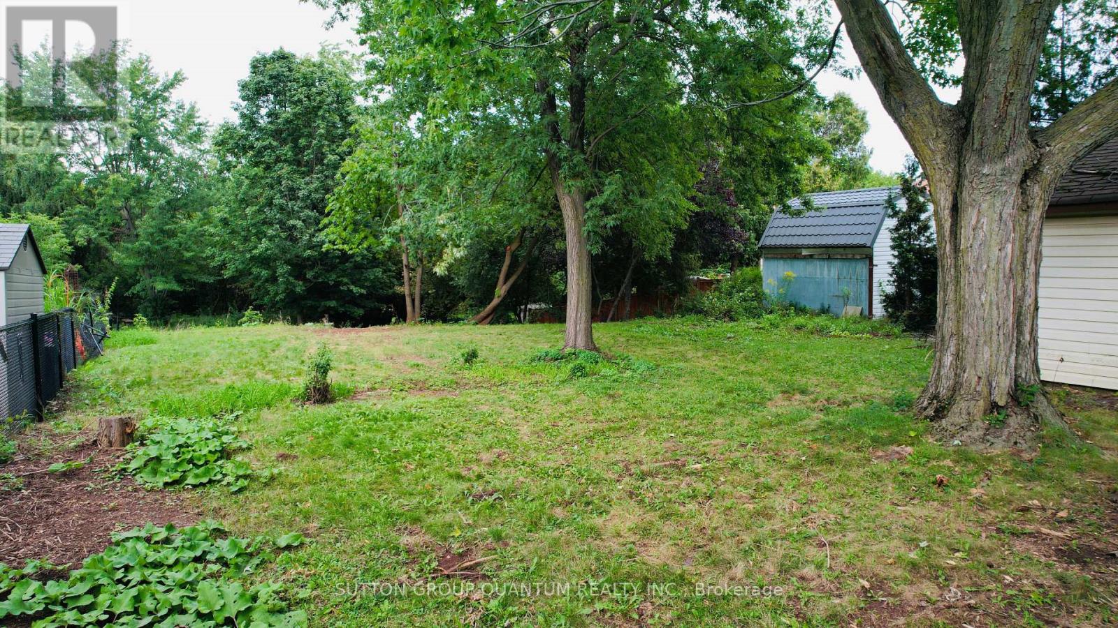 499 Valley Drive N, Oakville, Ontario  L6L 4L9 - Photo 6 - W13739104