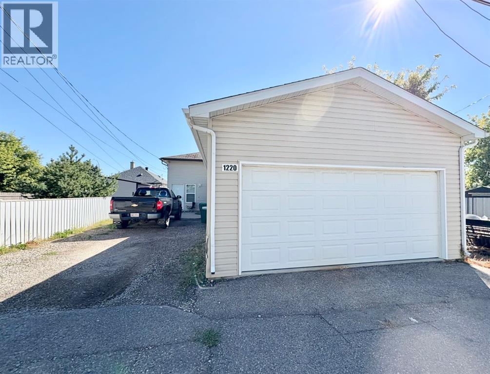 1220 9 Street N, Lethbridge, Alberta  T1H 1Z9 - Photo 14 - A2342647