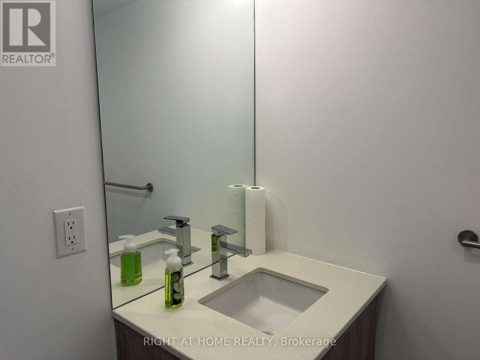 2801 - 47 Mutual Street, Toronto, Ontario  M5B 0C6 - Photo 17 - C13748118