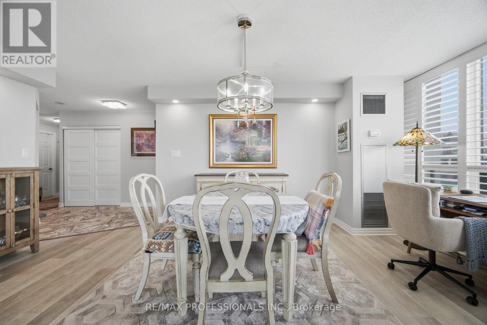 1411 - 1 Aberfoyle Crescent, Toronto, Ontario  M8X 2X8 - Photo 17 - W13745894
