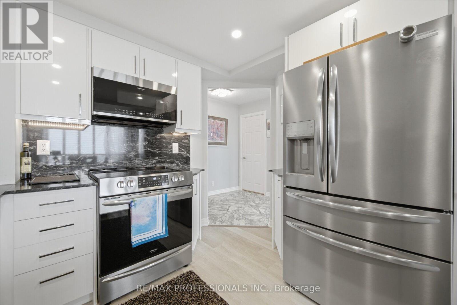 1411 - 1 Aberfoyle Crescent, Toronto, Ontario  M8X 2X8 - Photo 30 - W13745894