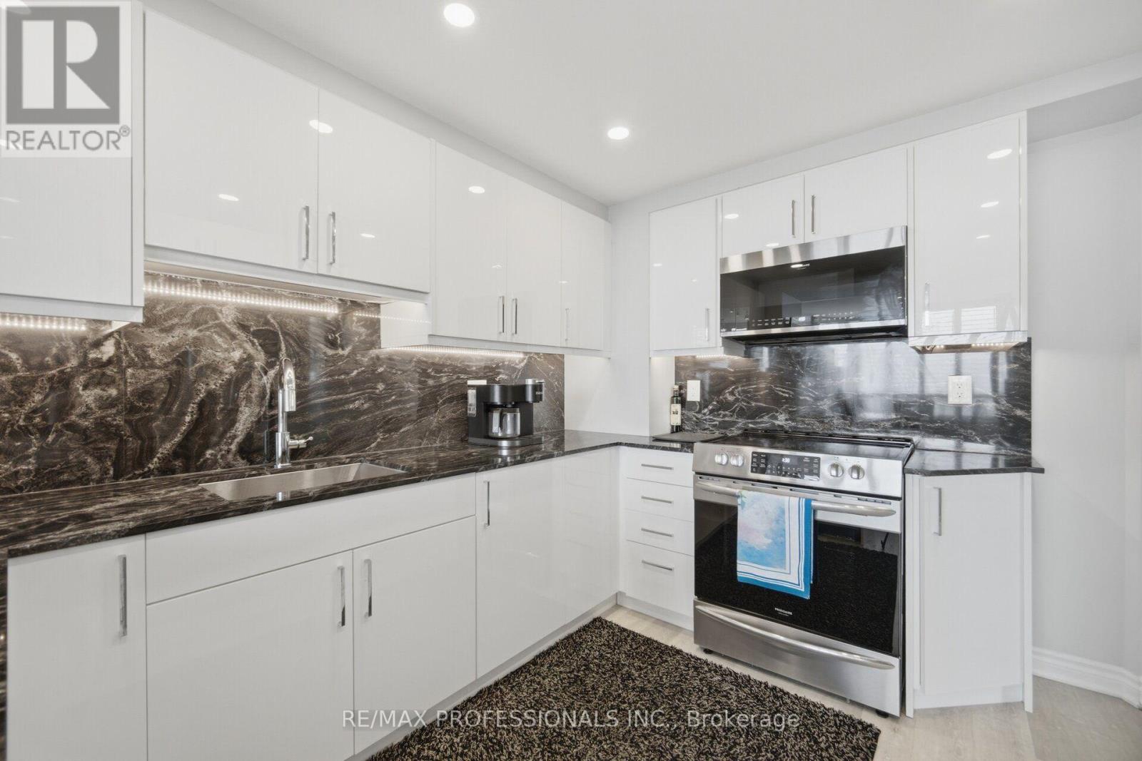 1411 - 1 Aberfoyle Crescent, Toronto, Ontario  M8X 2X8 - Photo 27 - W13745894
