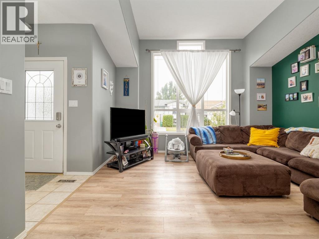 626 Blackfoot Terrace W, Lethbridge, Alberta  T1K 7X6 - Photo 9 - A2330622