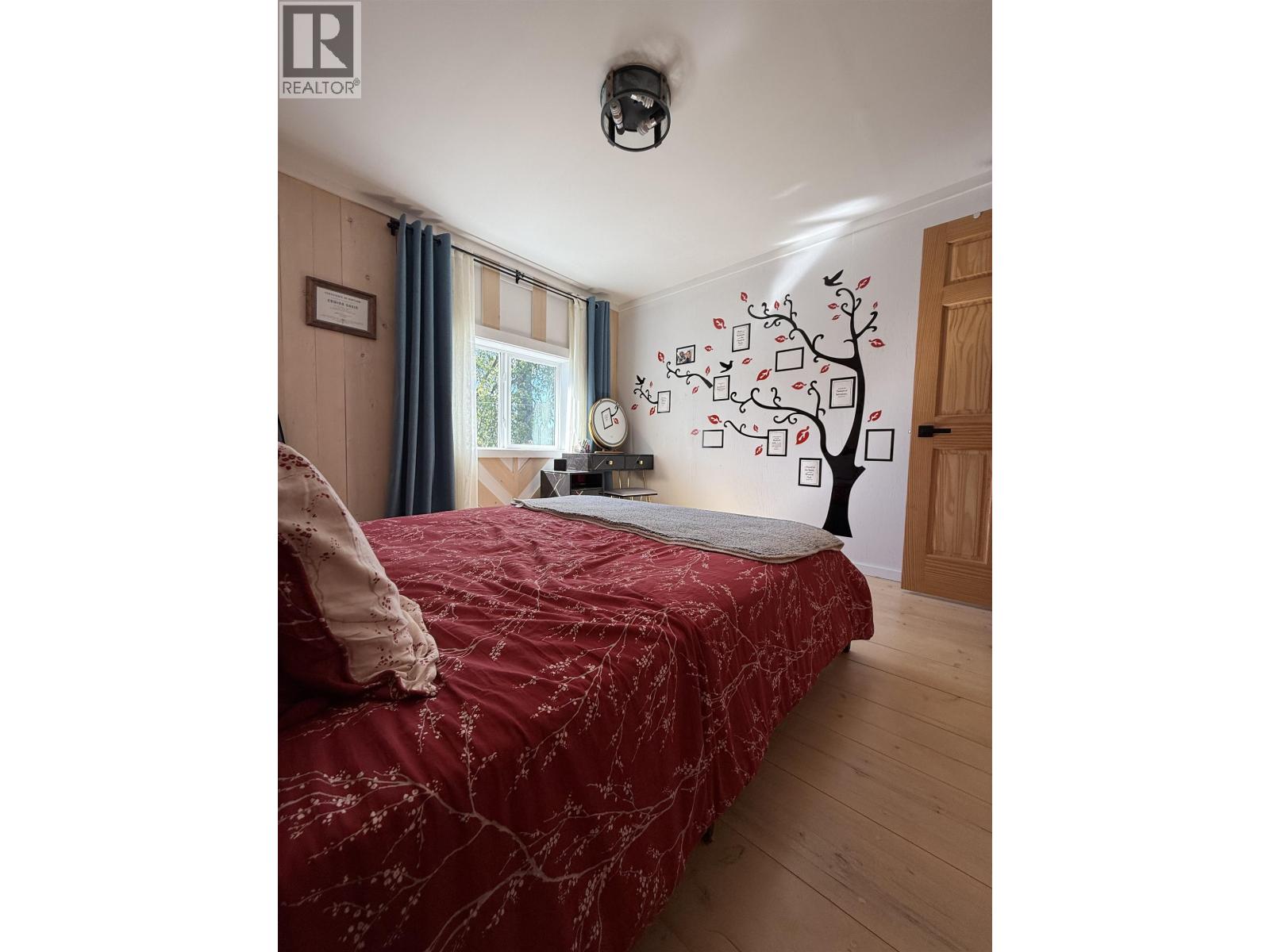 27251 W 16 Highway, Burns Lake, British Columbia  V0J 1E1 - Photo 10 - R3160773