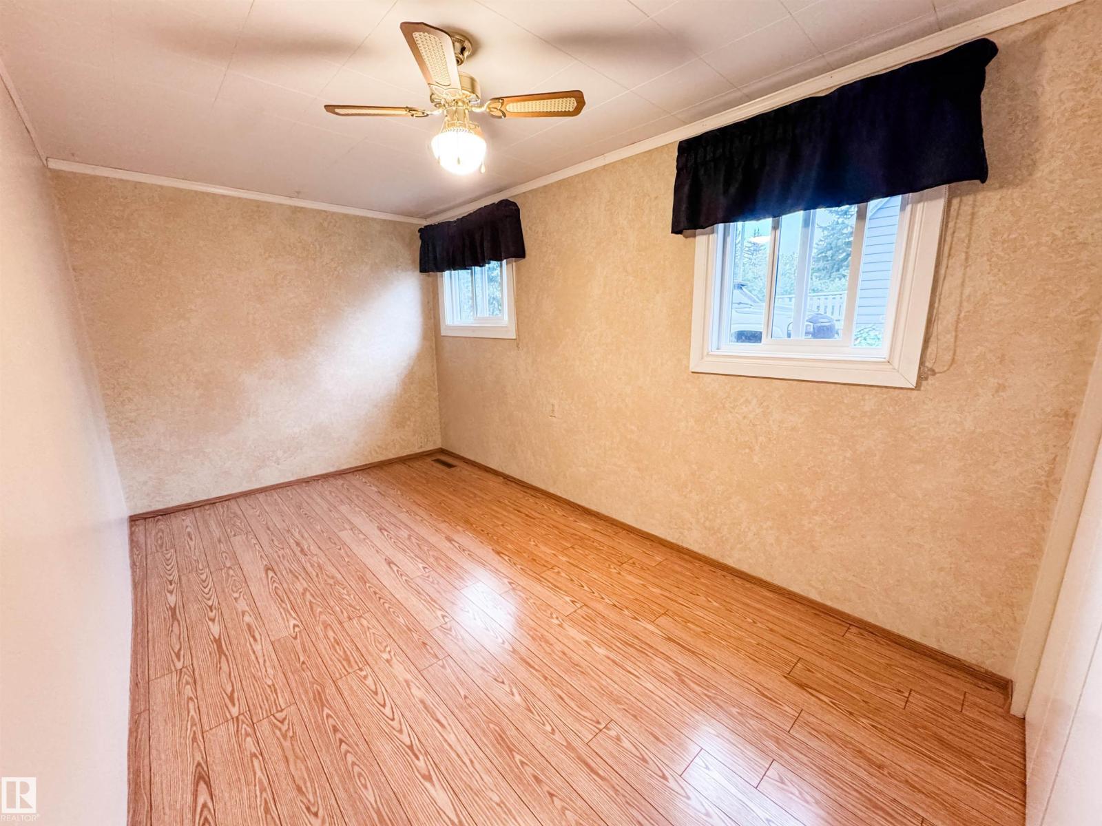 Unknown Address, ,    - Photo 15 - E4507332