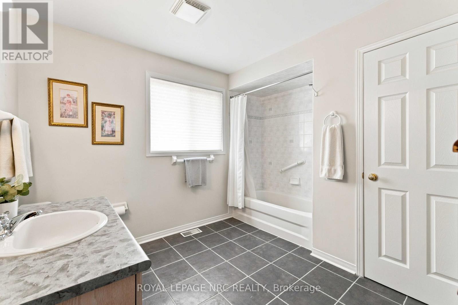 5130 St. George's Drive, Lincoln, Ontario  L0R 1B7 - Photo 29 - X13749206