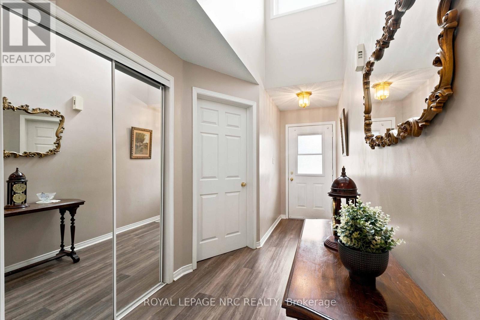 5130 St. George's Drive, Lincoln, Ontario  L0R 1B7 - Photo 3 - X13749206