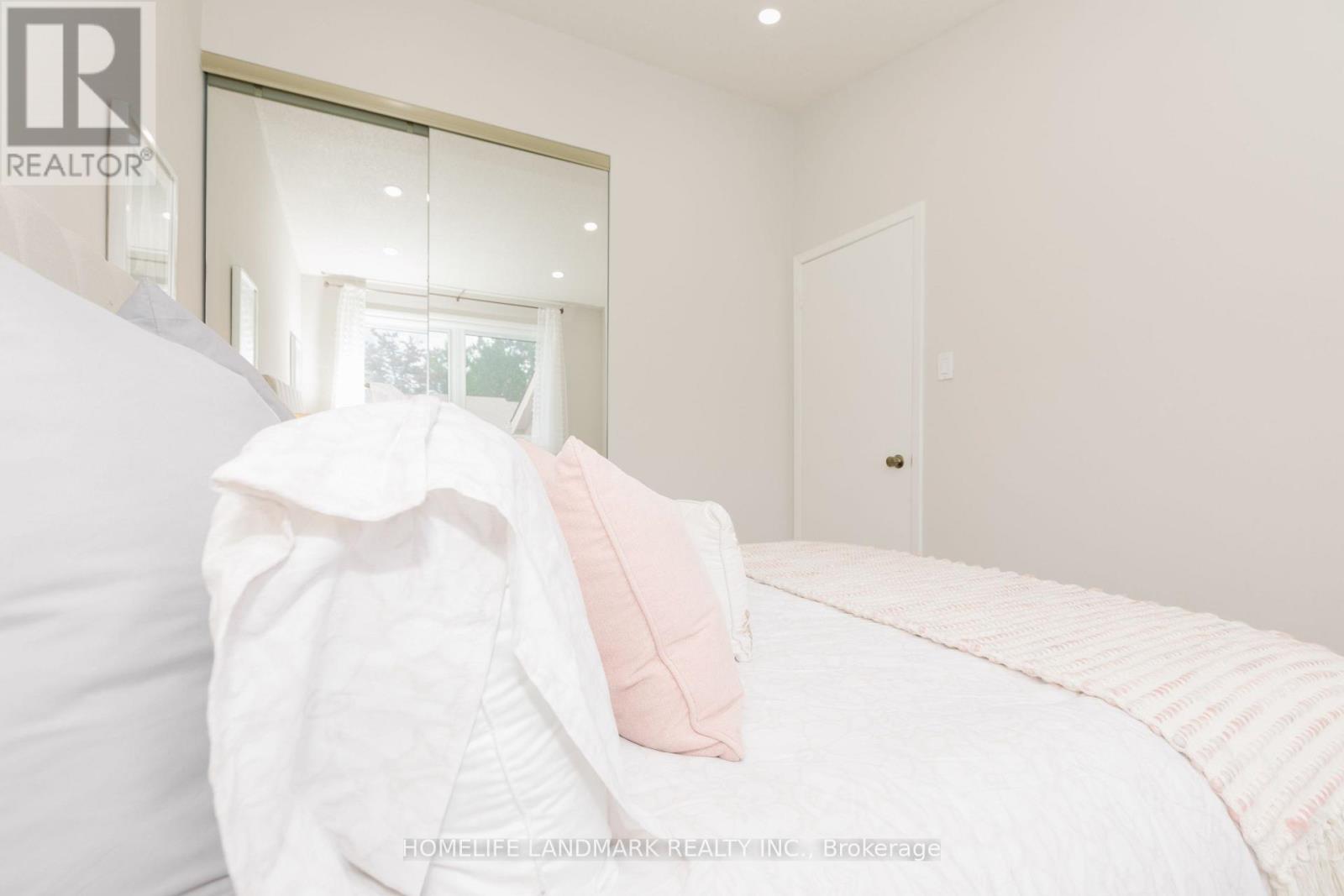 88 Cheryl Shepway, Toronto, Ontario  M2J 4R6 - Photo 34 - C13749198