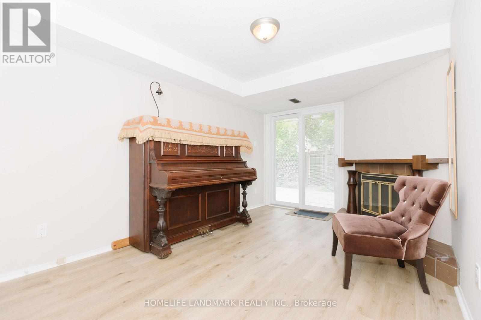88 Cheryl Shepway, Toronto, Ontario  M2J 4R6 - Photo 39 - C13749198