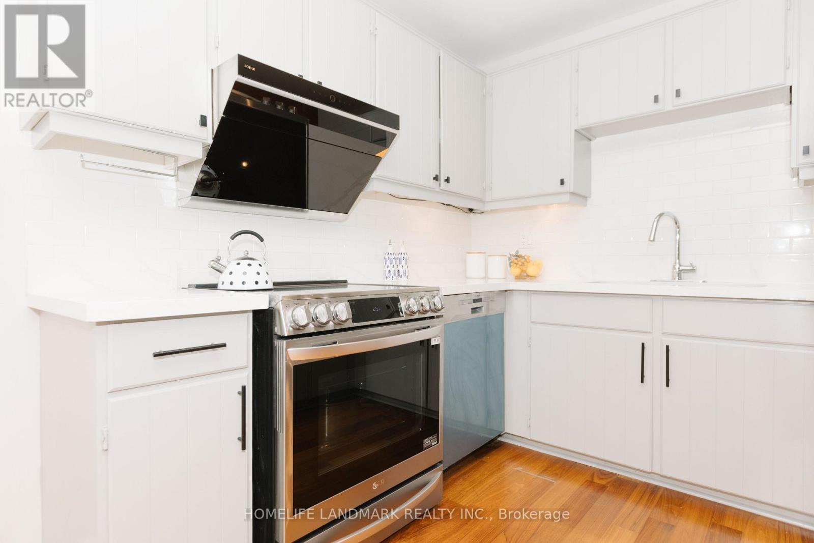 88 Cheryl Shepway, Toronto, Ontario  M2J 4R6 - Photo 7 - C13749198
