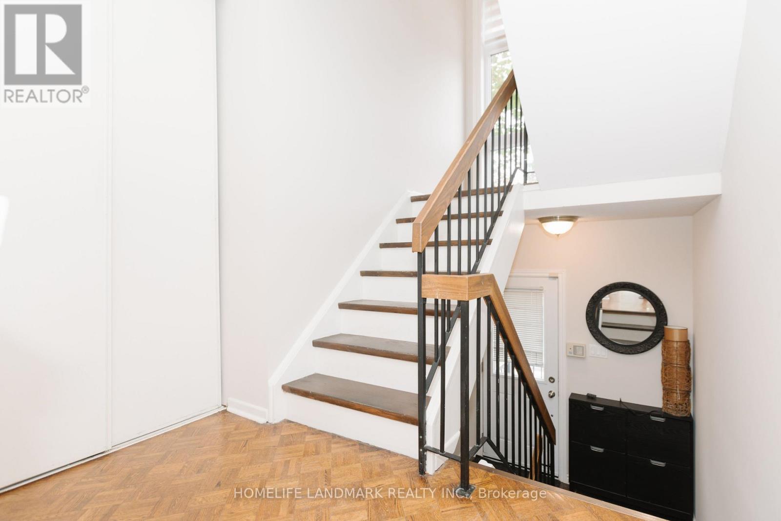 88 Cheryl Shepway, Toronto, Ontario  M2J 4R6 - Photo 9 - C13749198