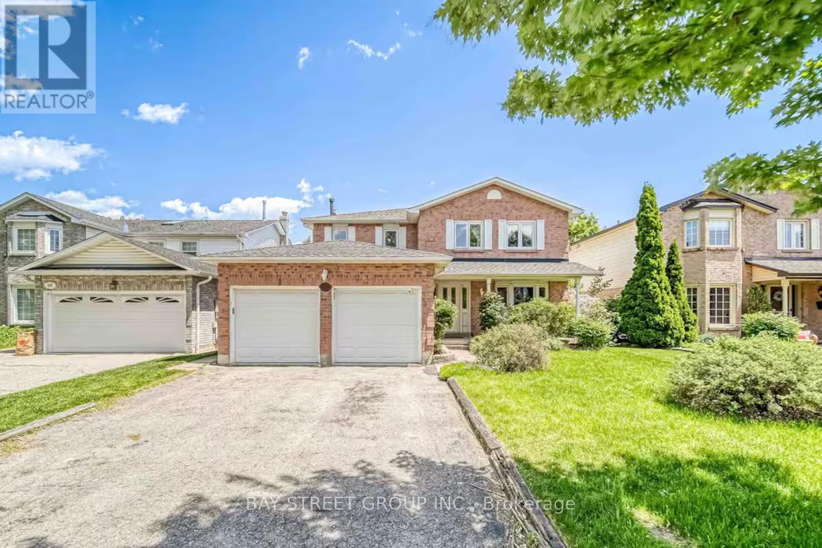 27 GLADIOLA COURT, Whitby, Ontario