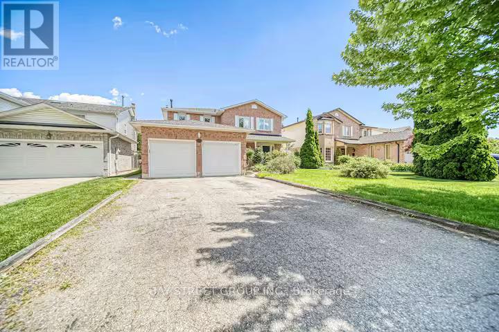 27 Gladiola Court, Whitby, Ontario  L1R 1N8 - Photo 2 - E13749194
