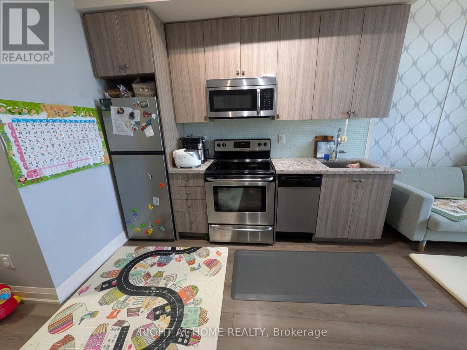 310 - 8763 Bayview Avenue, Richmond Hill, Ontario  L4B 3V1 - Photo 5 - N13749208