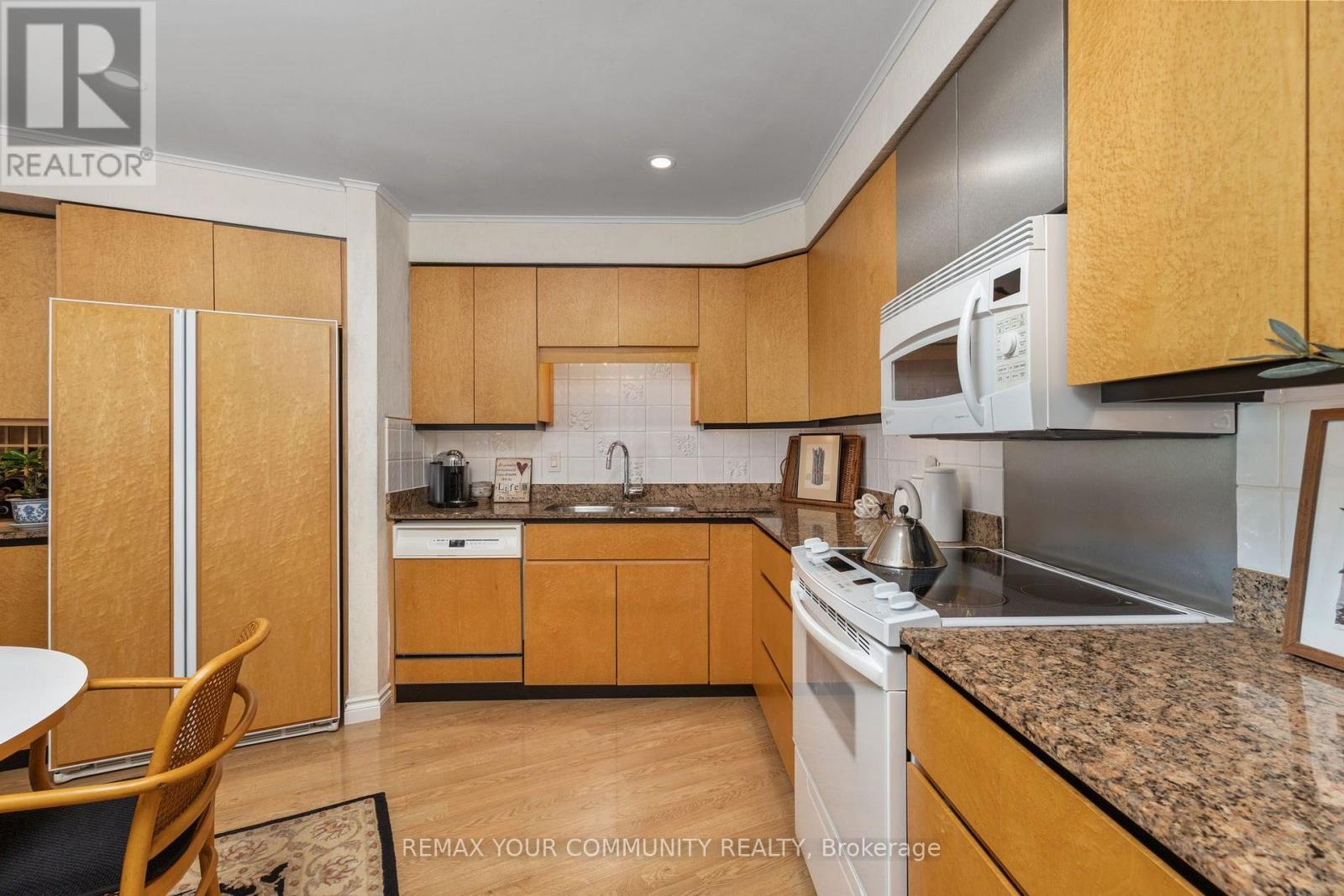 26 Quail Valley Drive, Markham, Ontario  L3T 4R3 - Photo 12 - N13749214