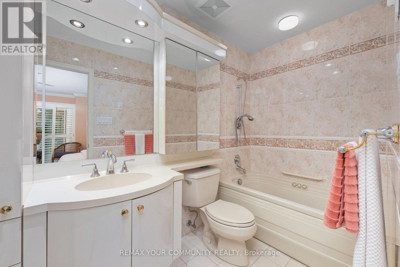 26 Quail Valley Drive, Markham, Ontario  L3T 4R3 - Photo 25 - N13749214