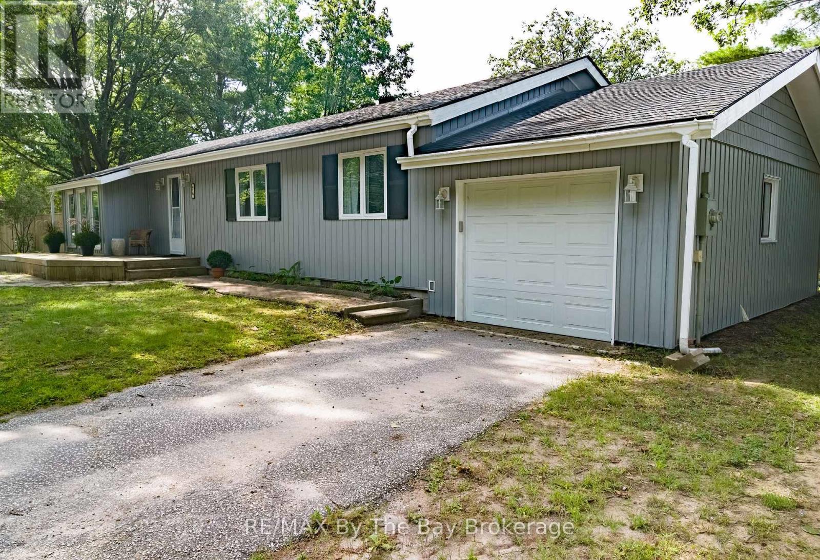 74 Oxbow Park Drive, Wasaga Beach, Ontario  L9Z 2V8 - Photo 20 - S13749210