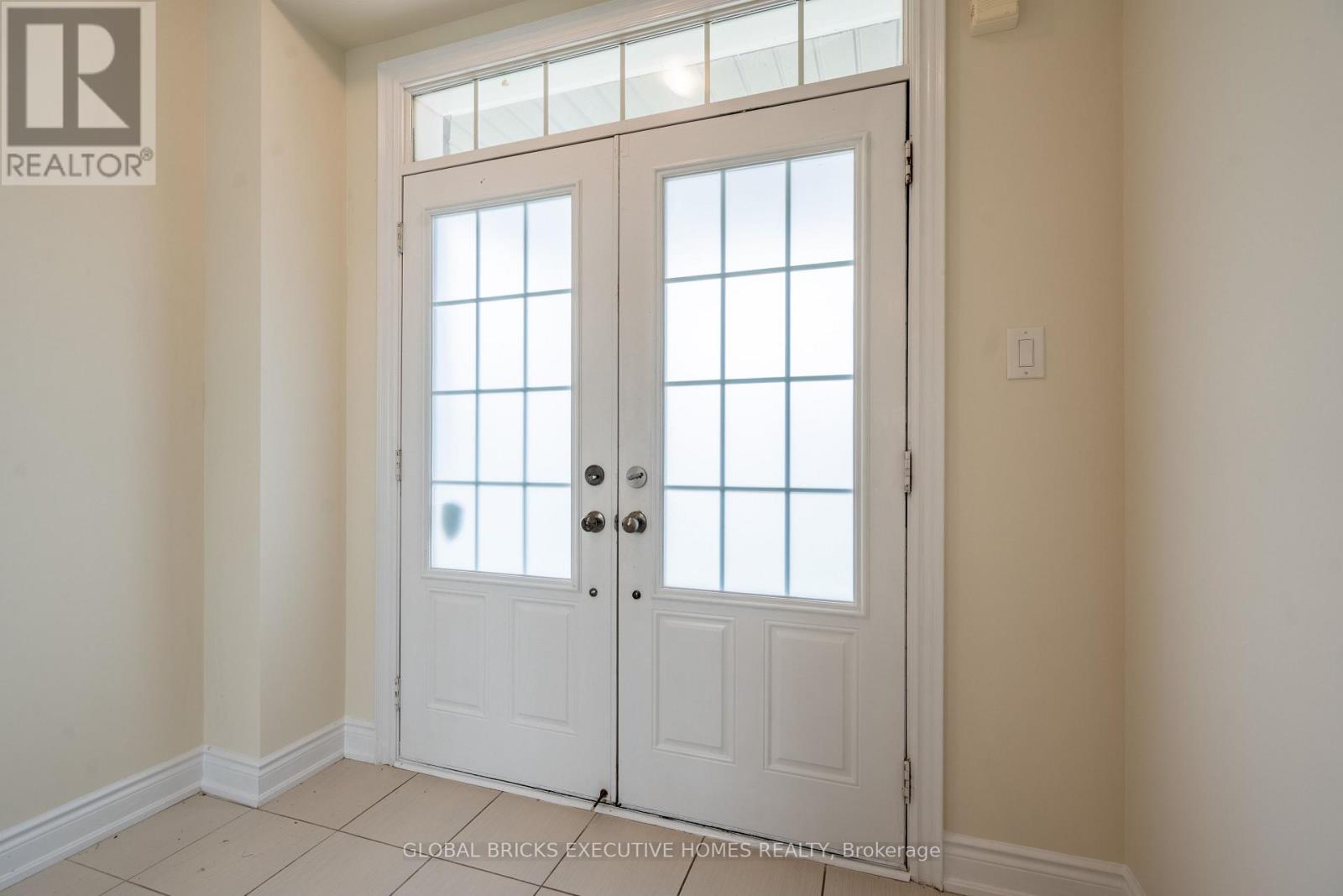 7873 Hackberry Trail, Niagara Falls, Ontario  L2H 2Y6 - Photo 6 - X13747562