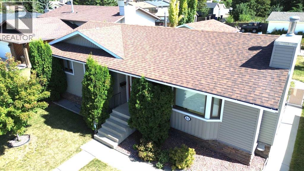 88 McCullough  Cresent, Red Deer, Alberta