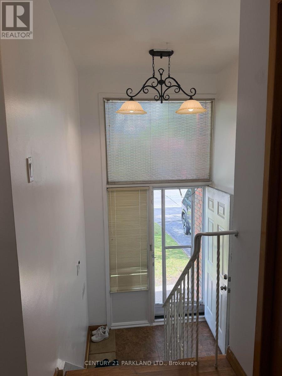 59 Cedar Drive, Toronto, Ontario  M1J 3E9 - Photo 2 - E13749230