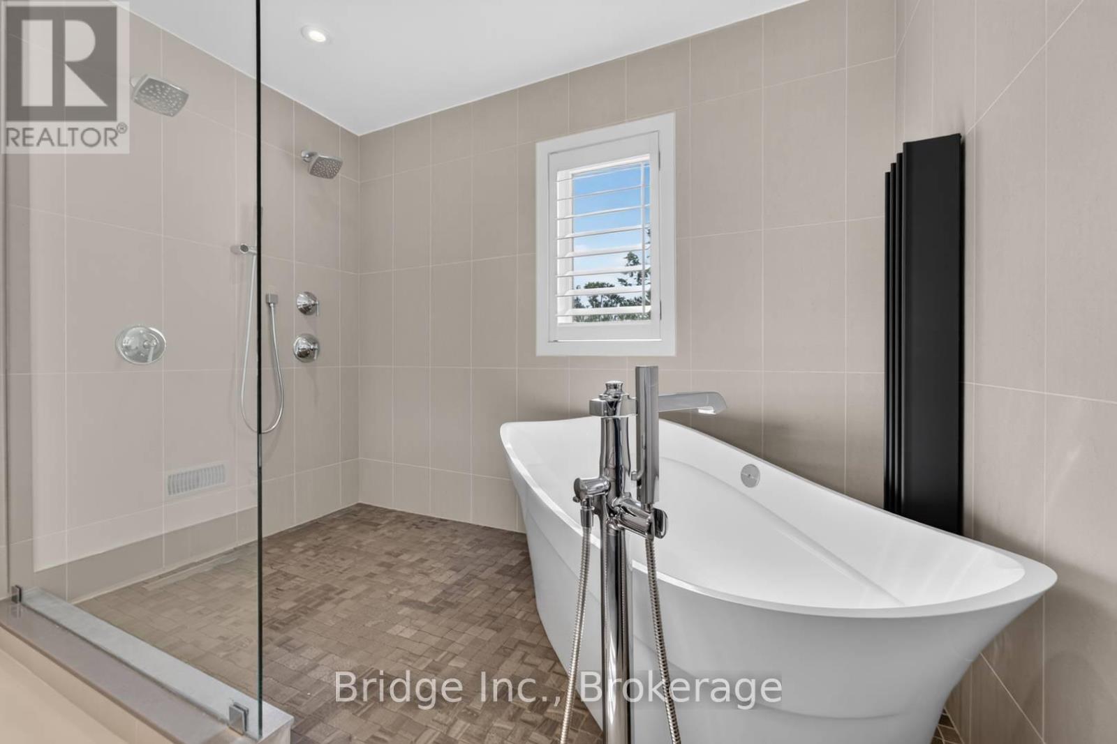 2006 Lushes Avenue, Mississauga, Ontario  L5J 1H2 - Photo 22 - W13747452