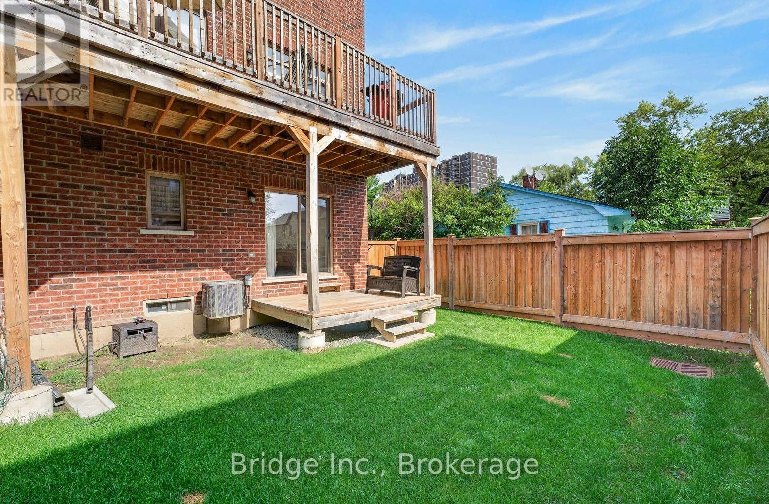 2006 Lushes Avenue, Mississauga, Ontario  L5J 1H2 - Photo 28 - W13747452