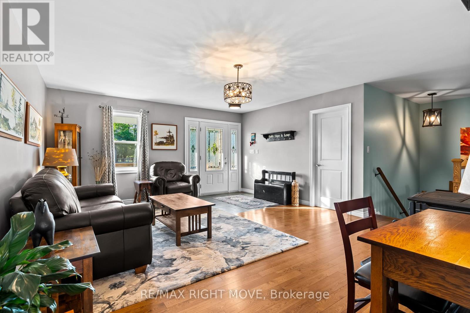 9 Hummingbird Lane, Kawartha Lakes, Ontario  K0M 2B0 - Photo 8 - X13420258