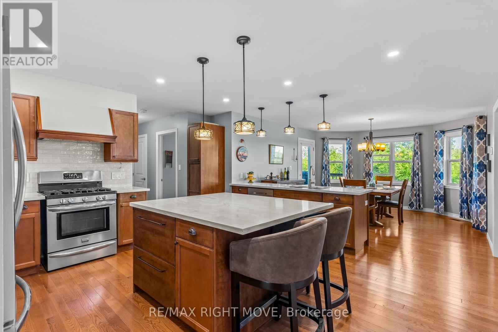 9 HUMMINGBIRD LANE, Kawartha Lakes, Ontario